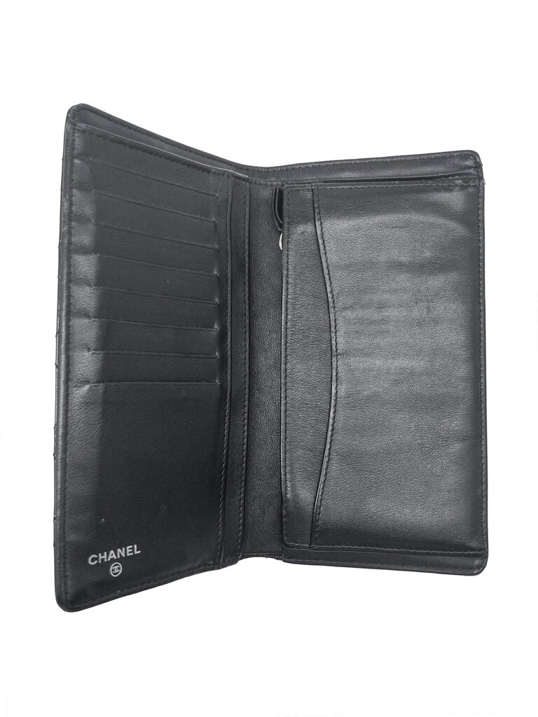 Patent Leather Diamond Quilted Wallet