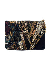 Load image into Gallery viewer, Crystal Embellished Clutch Size M
