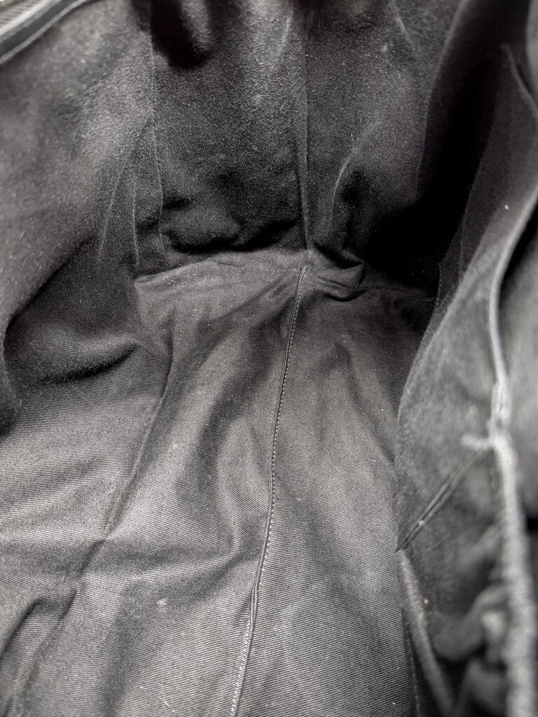 'Antigona' Medium Leather Handbag