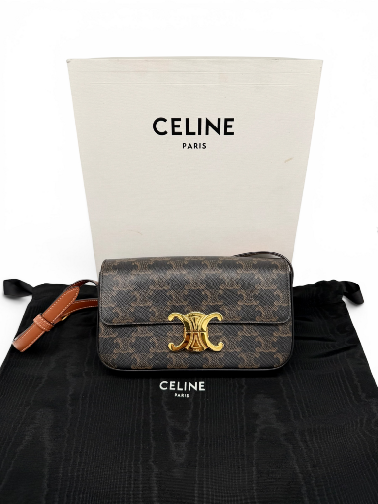 Multipochette Triomphe Shoulder Bag