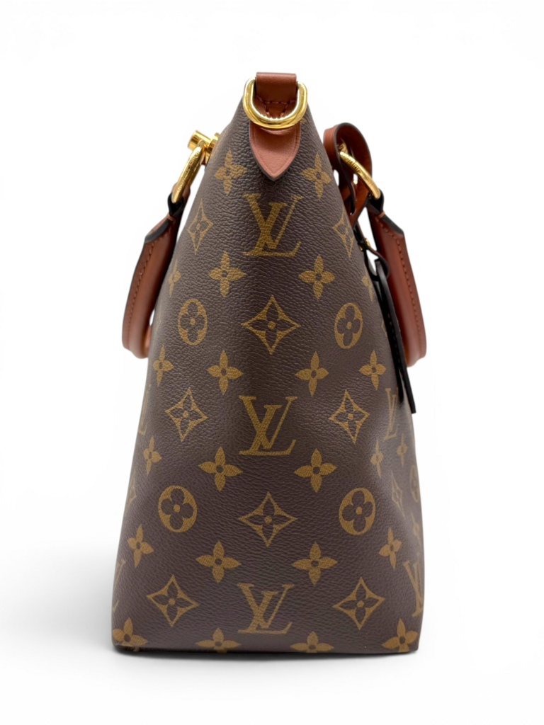 V Tote MM Bag