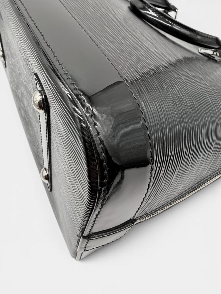 Louis Vuitton Alma GM Epi Noir Electric Handbag
