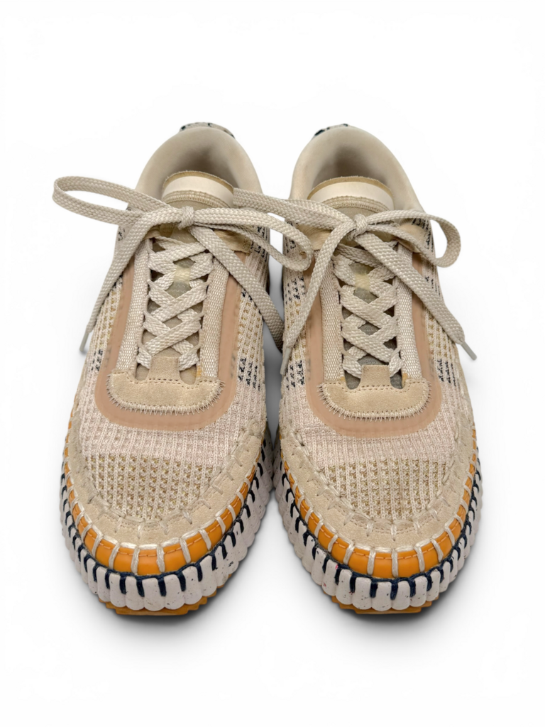Nama sneakers Size 40