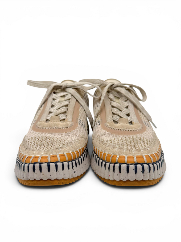 Nama sneakers Size 40
