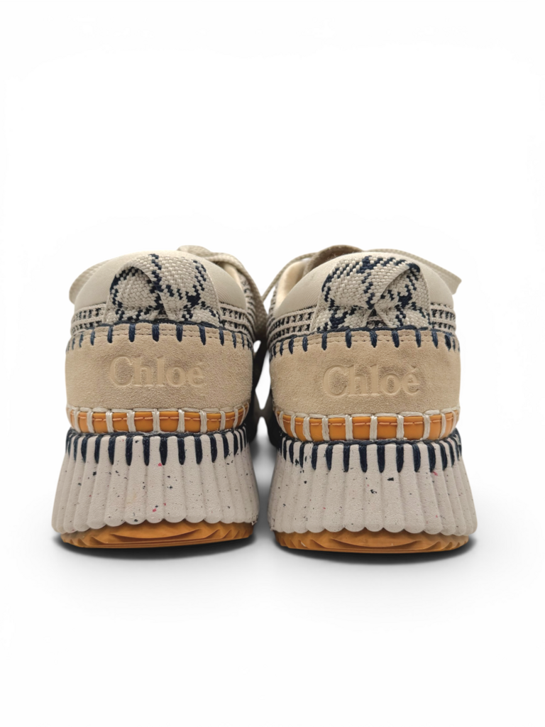Nama sneakers Size 40