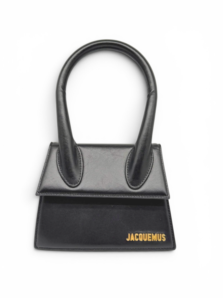 Le Chiqueto Moyen Leather Bag With Crossbody Strap & Dust Bag