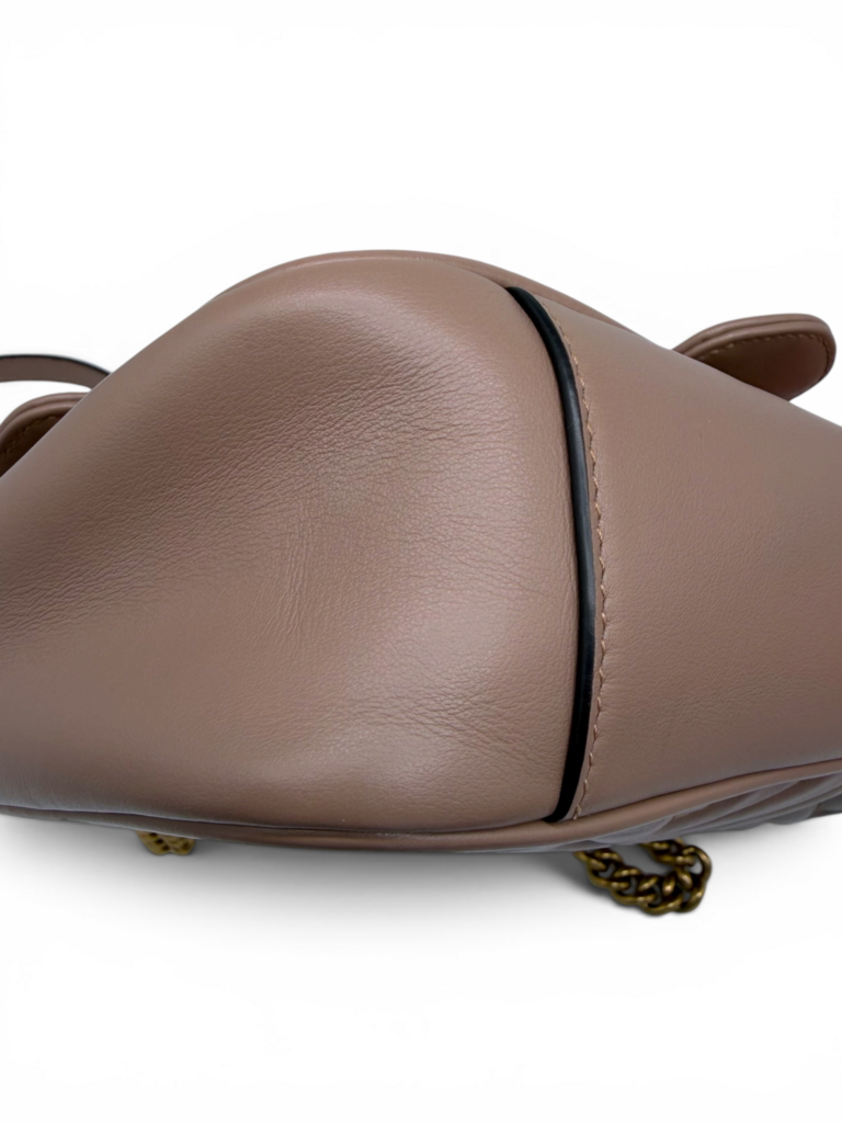 Marmont Matelasse Shoulder Bag Including Dust Bag