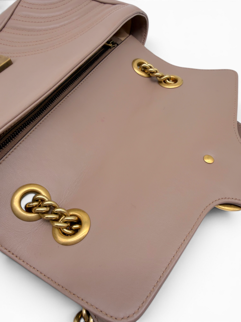 Marmont Matelasse Shoulder Bag Including Dust Bag