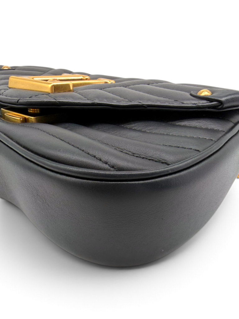 New Wave MM Chain Bag & Dust Bag