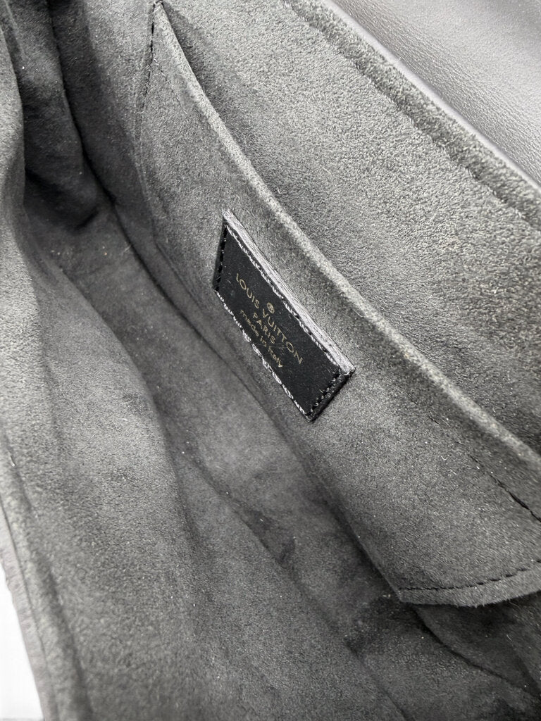 New Wave MM Chain Bag & Dust Bag