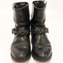 Load image into Gallery viewer, Golden Goose Boots Size 39
