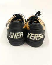 Load image into Gallery viewer, Golden Goose Sneakers Size 37

