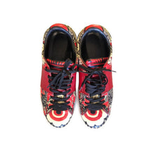 Load image into Gallery viewer, Valentino Sneakers Size 38
