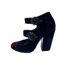 Load image into Gallery viewer, Chanel Velvet Heels Size 37 (Incl. Dustbg)
