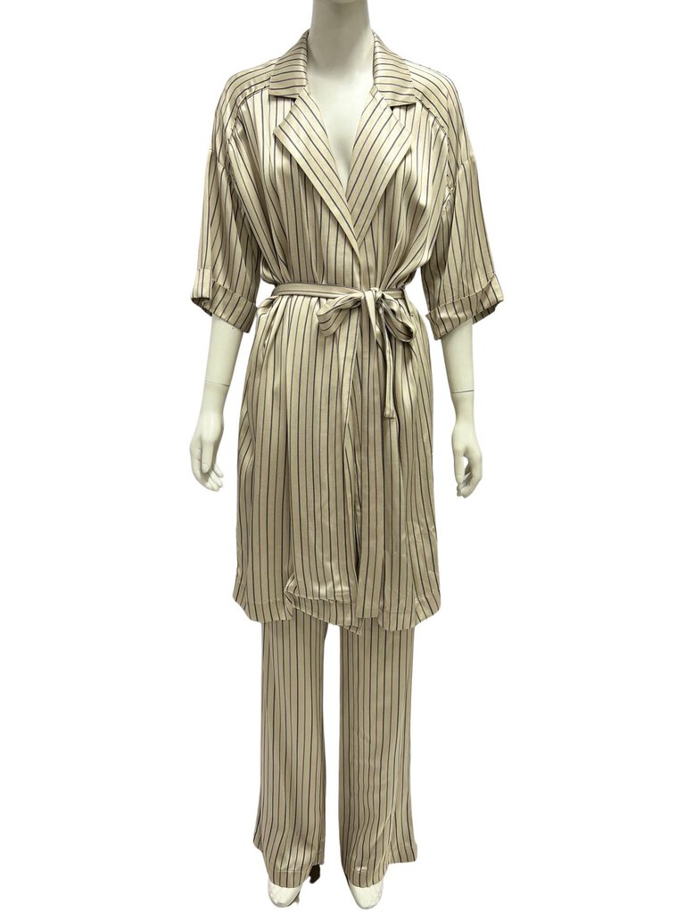 Custommade Pantsuit Size 38 NWT