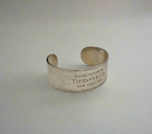 Load image into Gallery viewer, Tiffany &amp; Co Cuff
