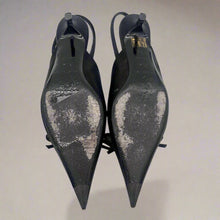 Load image into Gallery viewer, Balenciaga Heels Size 37.5
