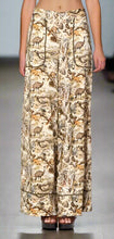 Load image into Gallery viewer, Camilla Silk Pants &#39;Bush Doof&#39; NWT Size L
