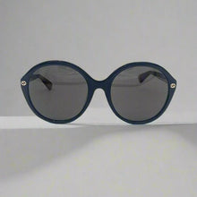 Load image into Gallery viewer, Gucci Sunglasses (incl case)
