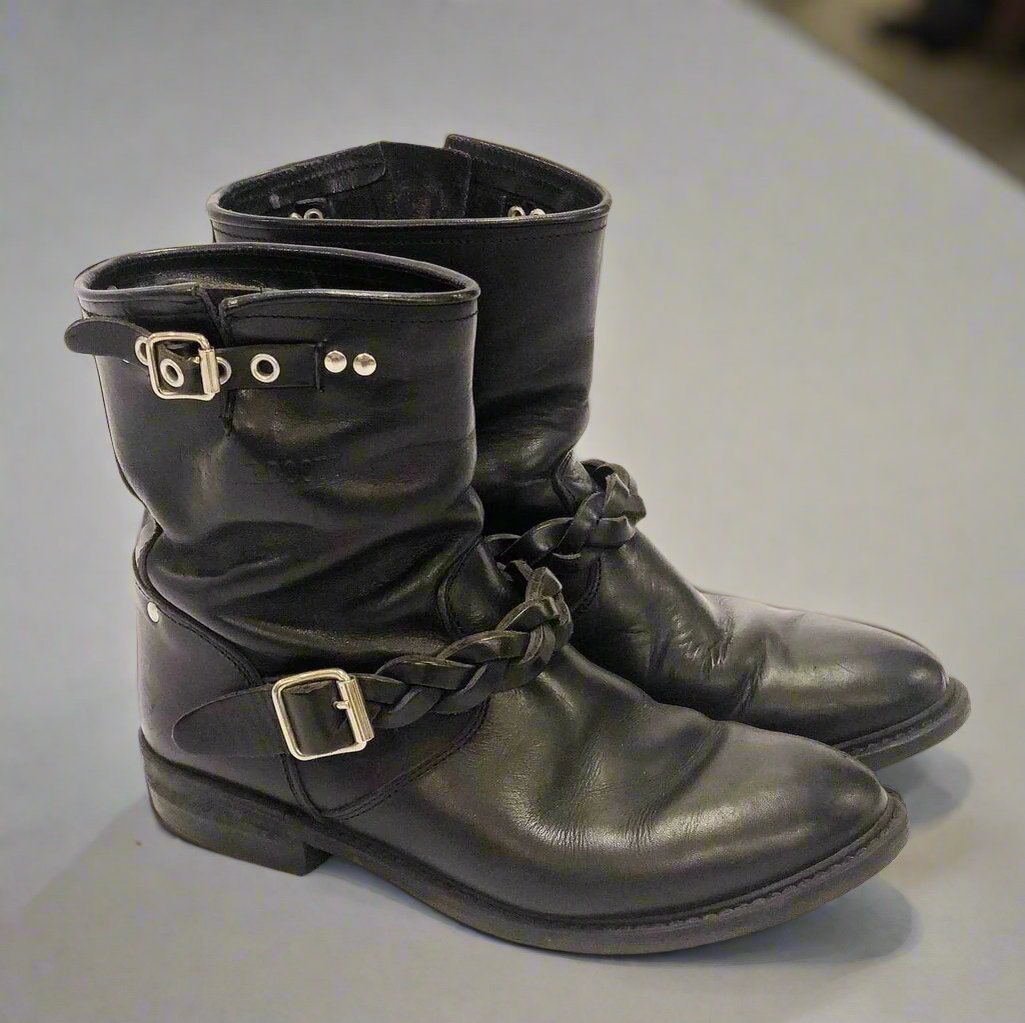 Golden Goose Boots Size 39