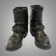 Load image into Gallery viewer, Golden Goose Boots Size 39
