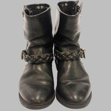 Load image into Gallery viewer, Golden Goose Boots Size 39
