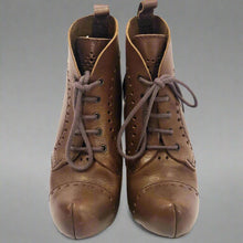 Load image into Gallery viewer, Pedro Garcia Boots Size 37
