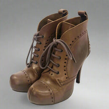 Load image into Gallery viewer, Pedro Garcia Boots Size 37
