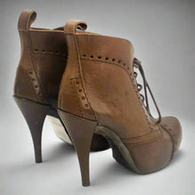 Load image into Gallery viewer, Pedro Garcia Boots Size 37
