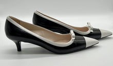 Load image into Gallery viewer, Prada Pointed Toe Kitten Heels Size 39
