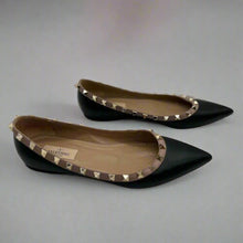 Load image into Gallery viewer, Valentino Rockstud Leather Ballet Flats Size 37.5
