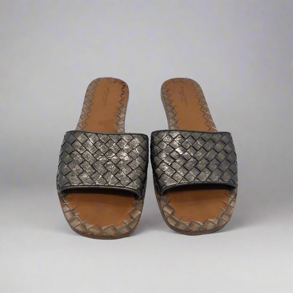 Bottega Veneta Slides Size 38.5